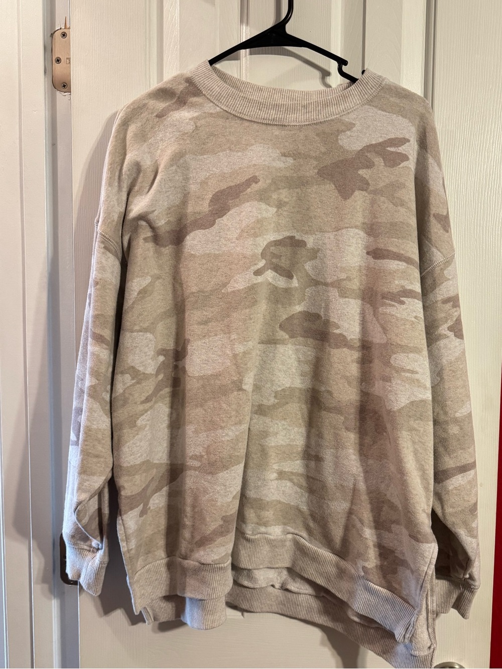 American Eagle Crewneck